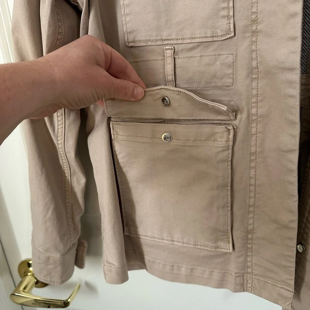 Vineyard Vines Women's Lightweight Beige Utility Jacket Size M